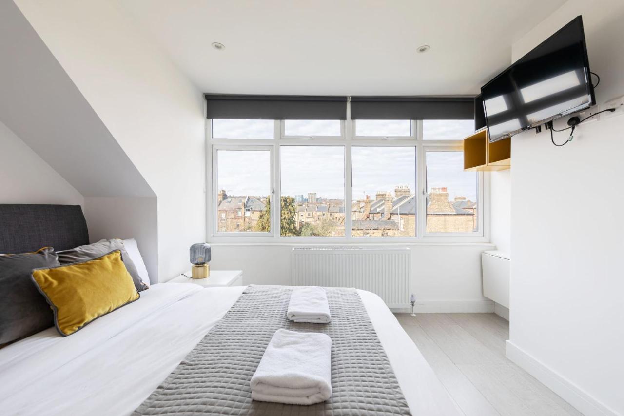 Double Ensuite Sleeps 2 Long Term Welcome With Garden View * Londra